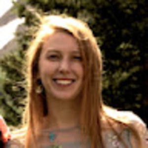 Meet your Posher, Daniela